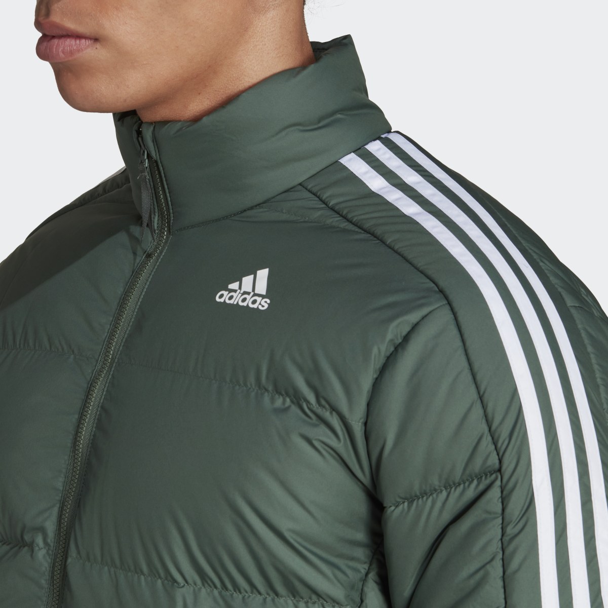 Adidas Chaqueta de plumón Essentials Midweight. 8