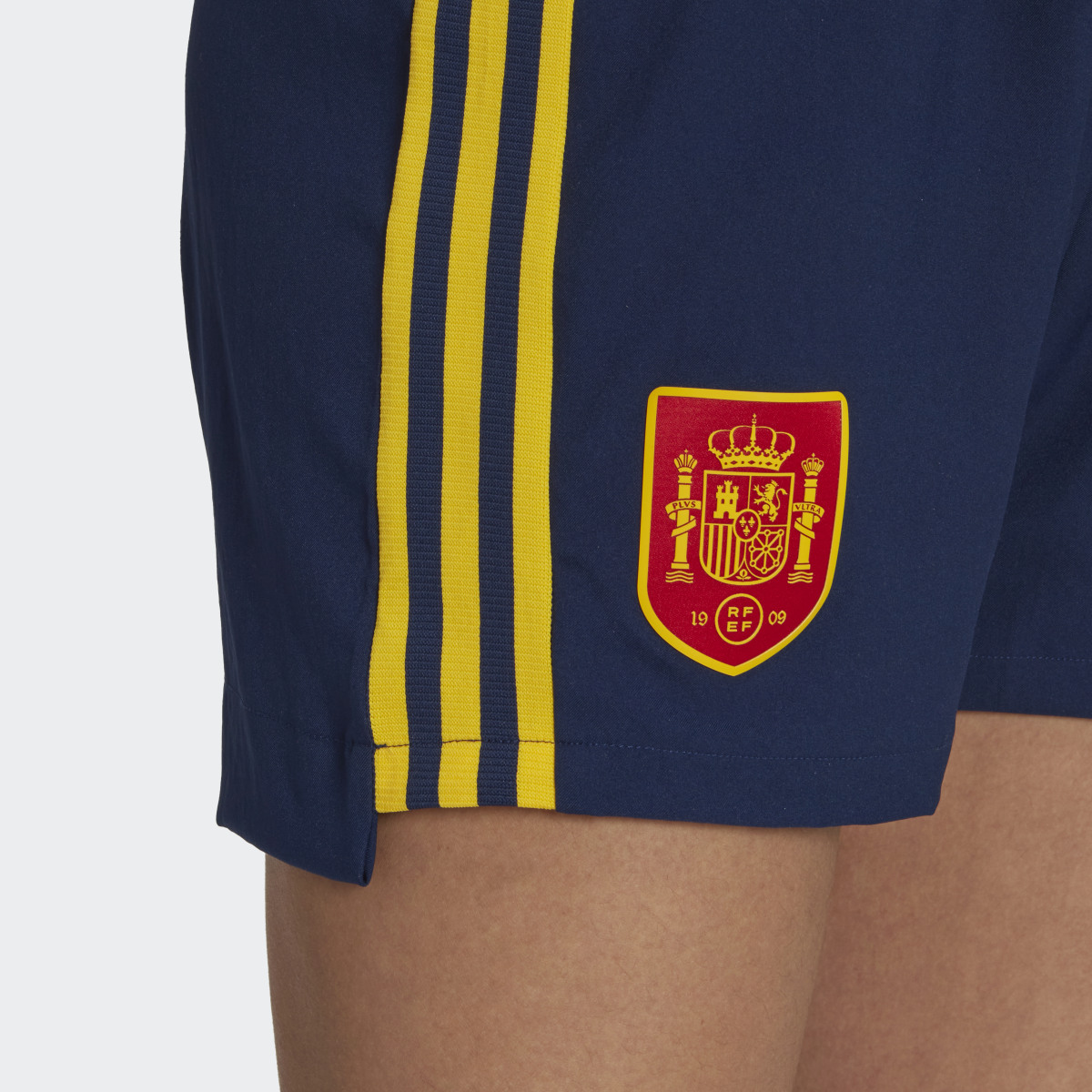 Adidas Short Home 21/22 Spain. 5