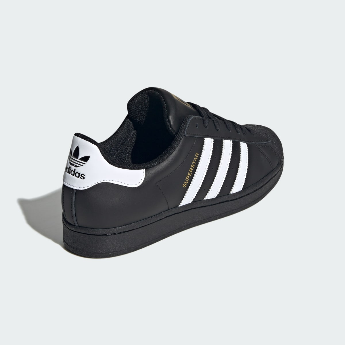 Adidas Chaussure Superstar. 9