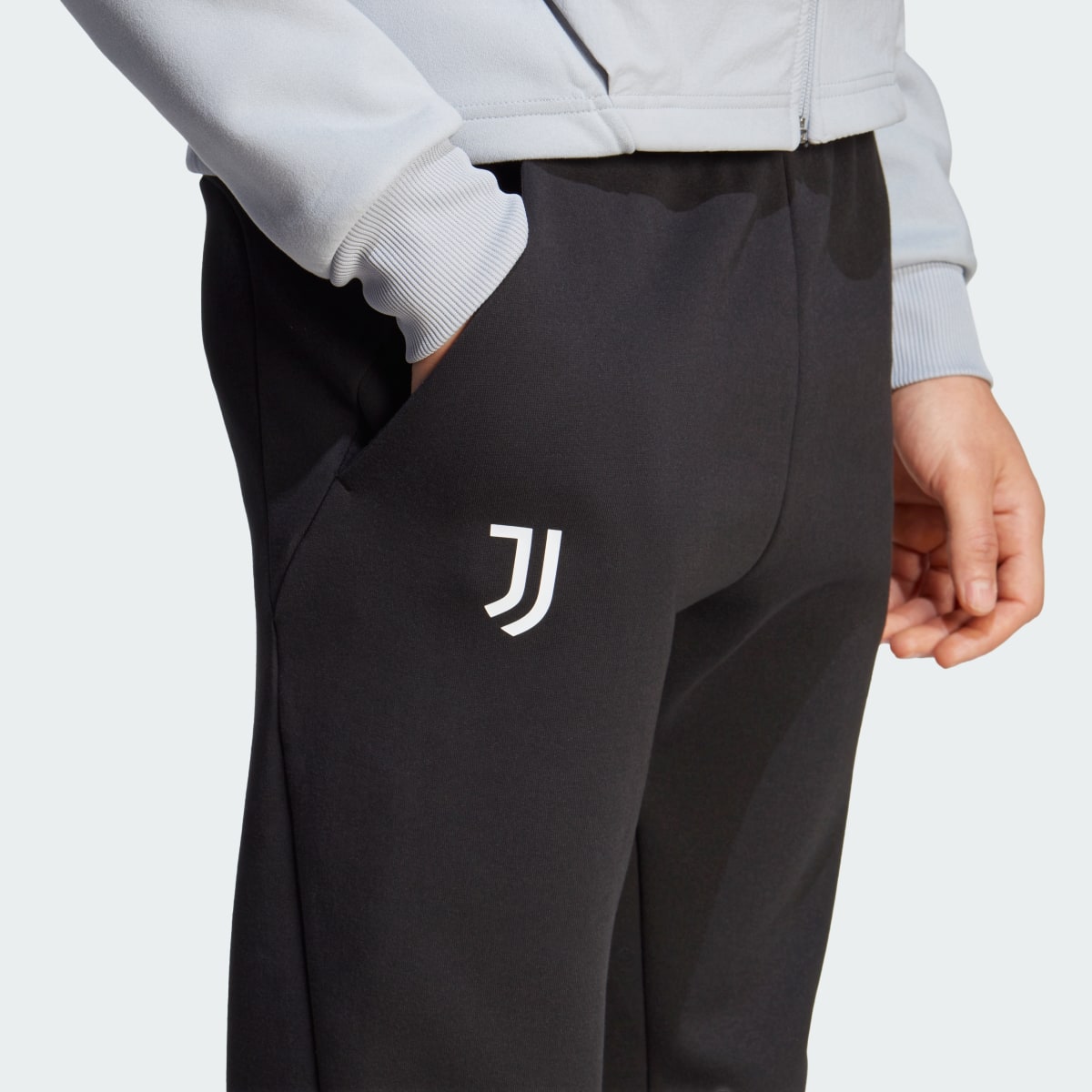 Adidas Pantaloni Designed for Game Juventus. 6