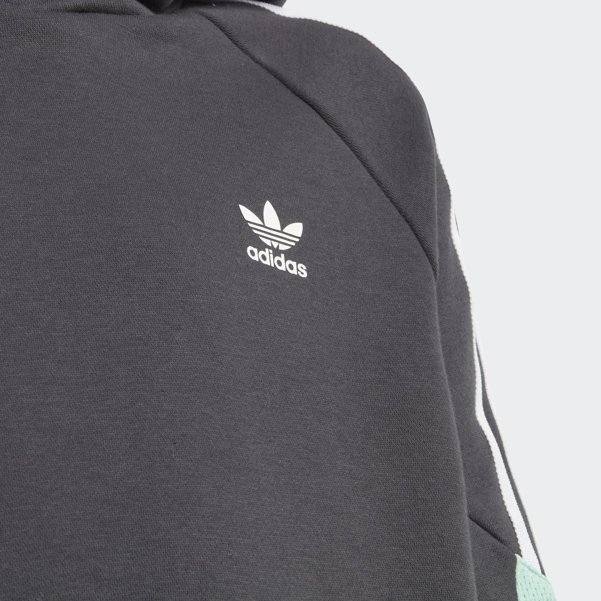 Adidas Rekive Hoodie. 5