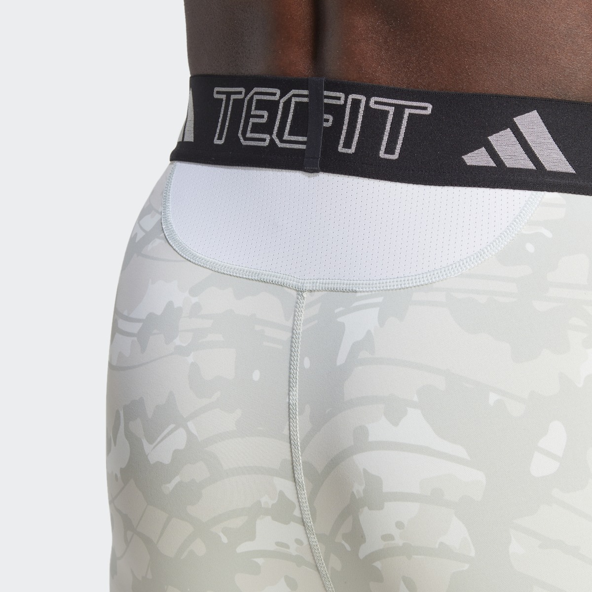 Adidas Mallas de Entrenamiento Estampadas Techfit. 6