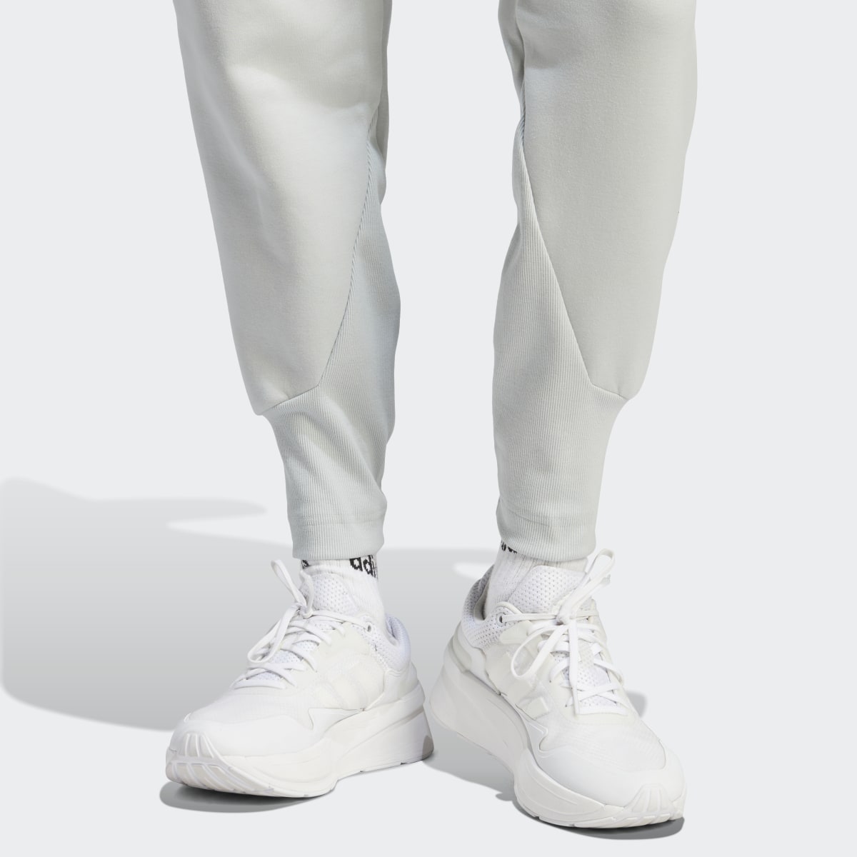 Adidas Pantaloni Z.N.E.. 6