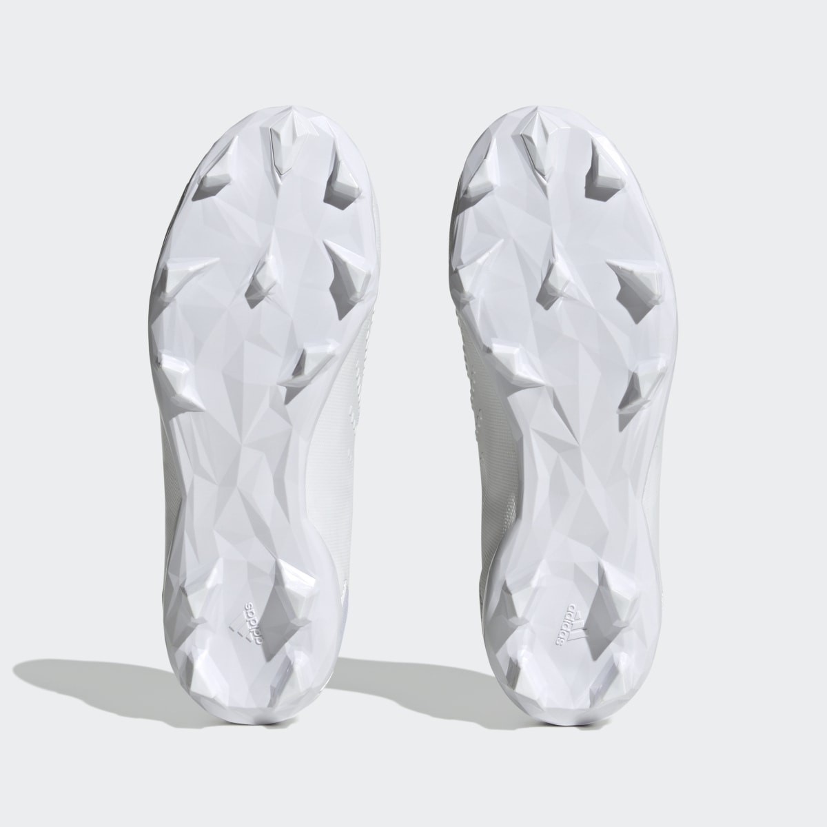 Adidas Botas de Futebol Predator Accuracy.3 – Piso firme. 4