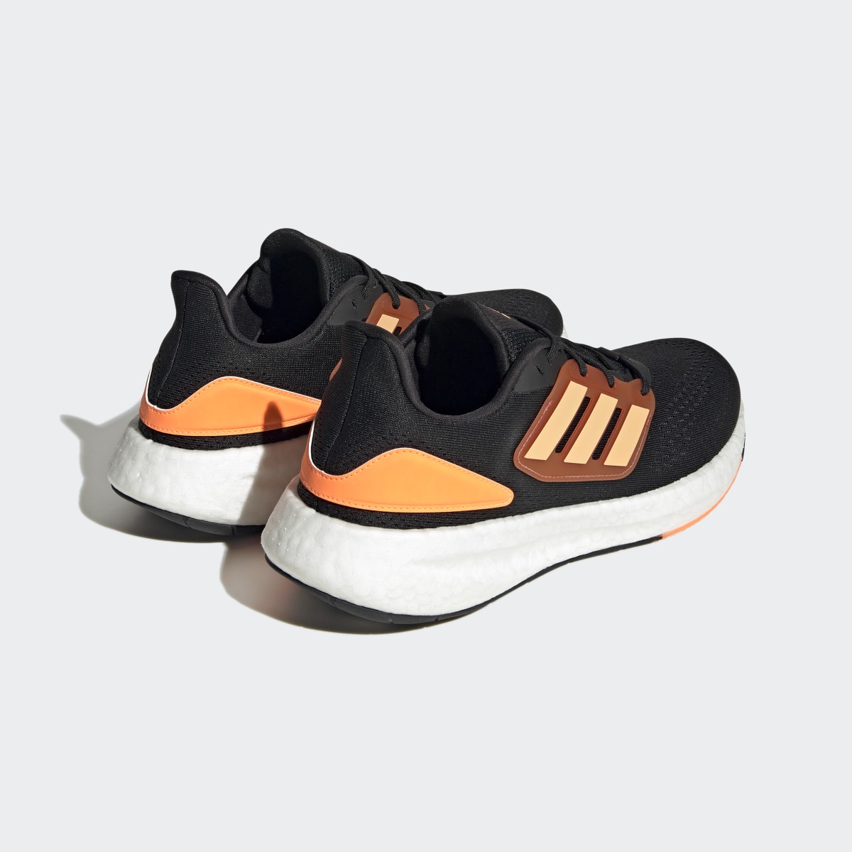 Adidas Tenis Pureboost 22. 6