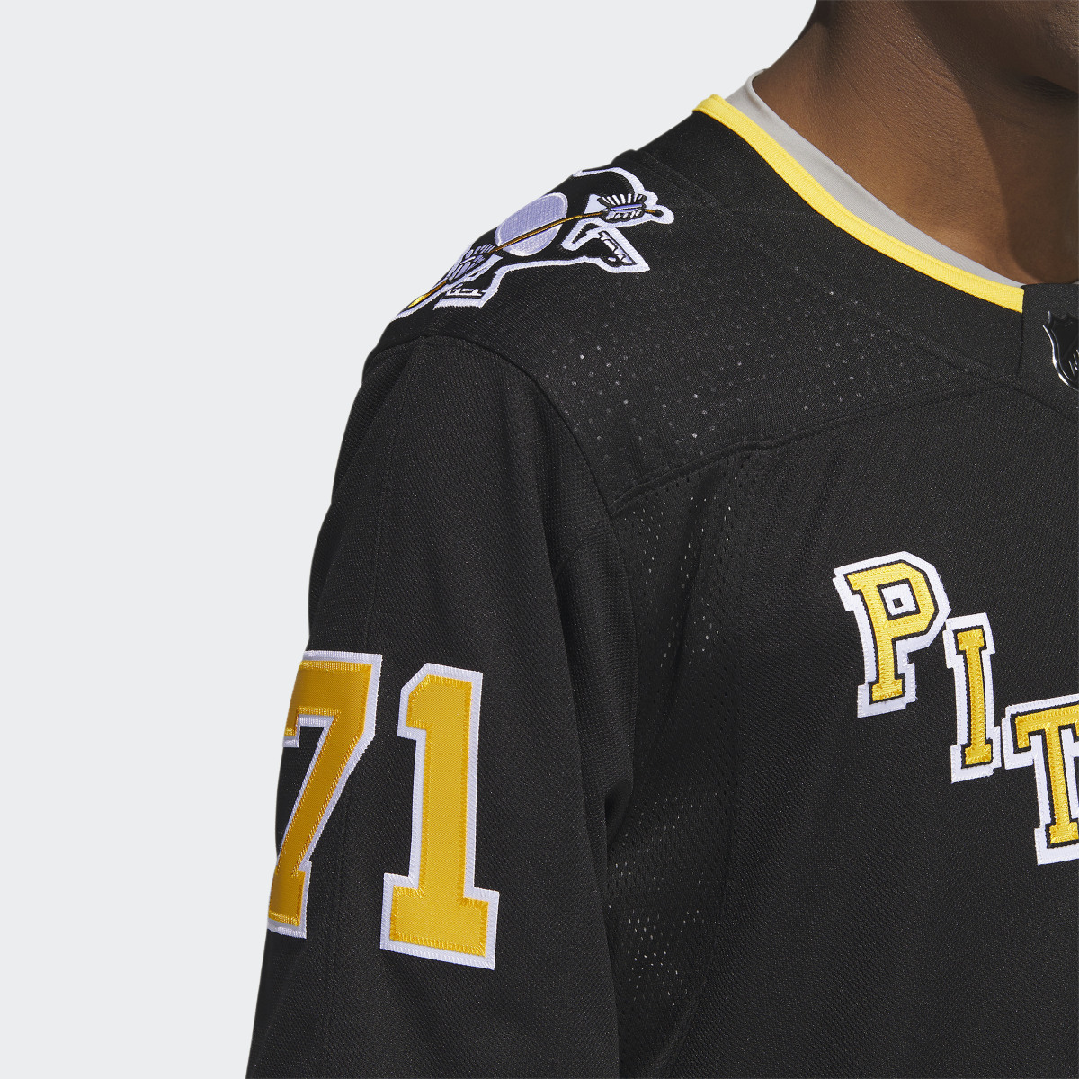 Adidas Penguins Malkin Jersey. 7