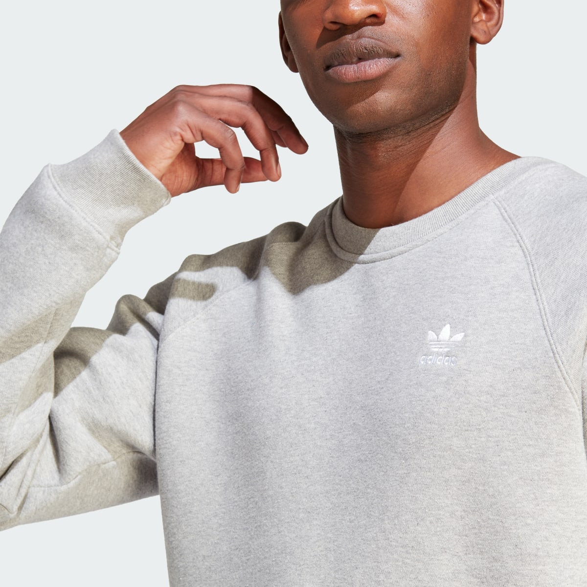 Adidas Trefoil Essentials Sweatshirt. 6