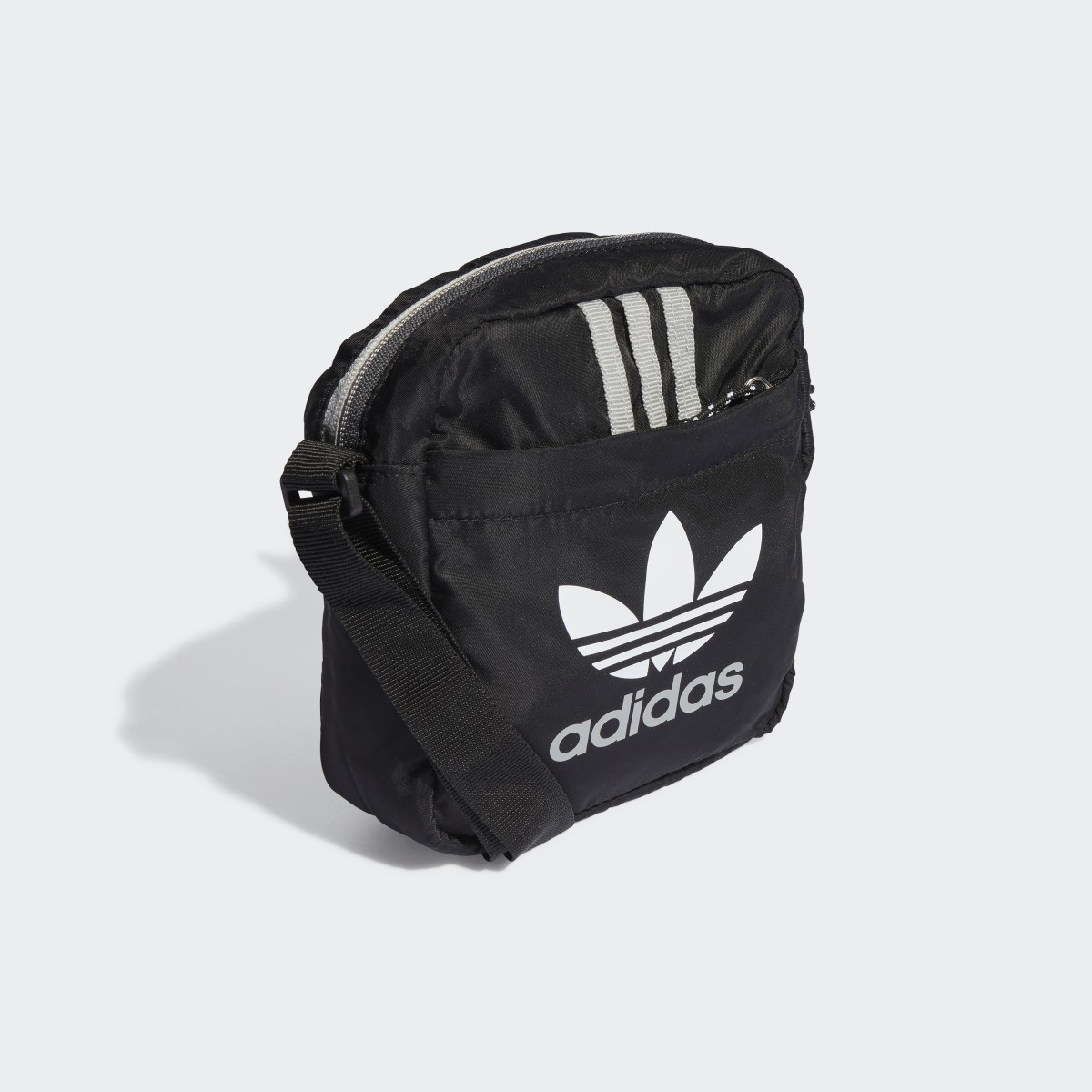 Adidas adicolor Archive Festival Tasche. 4