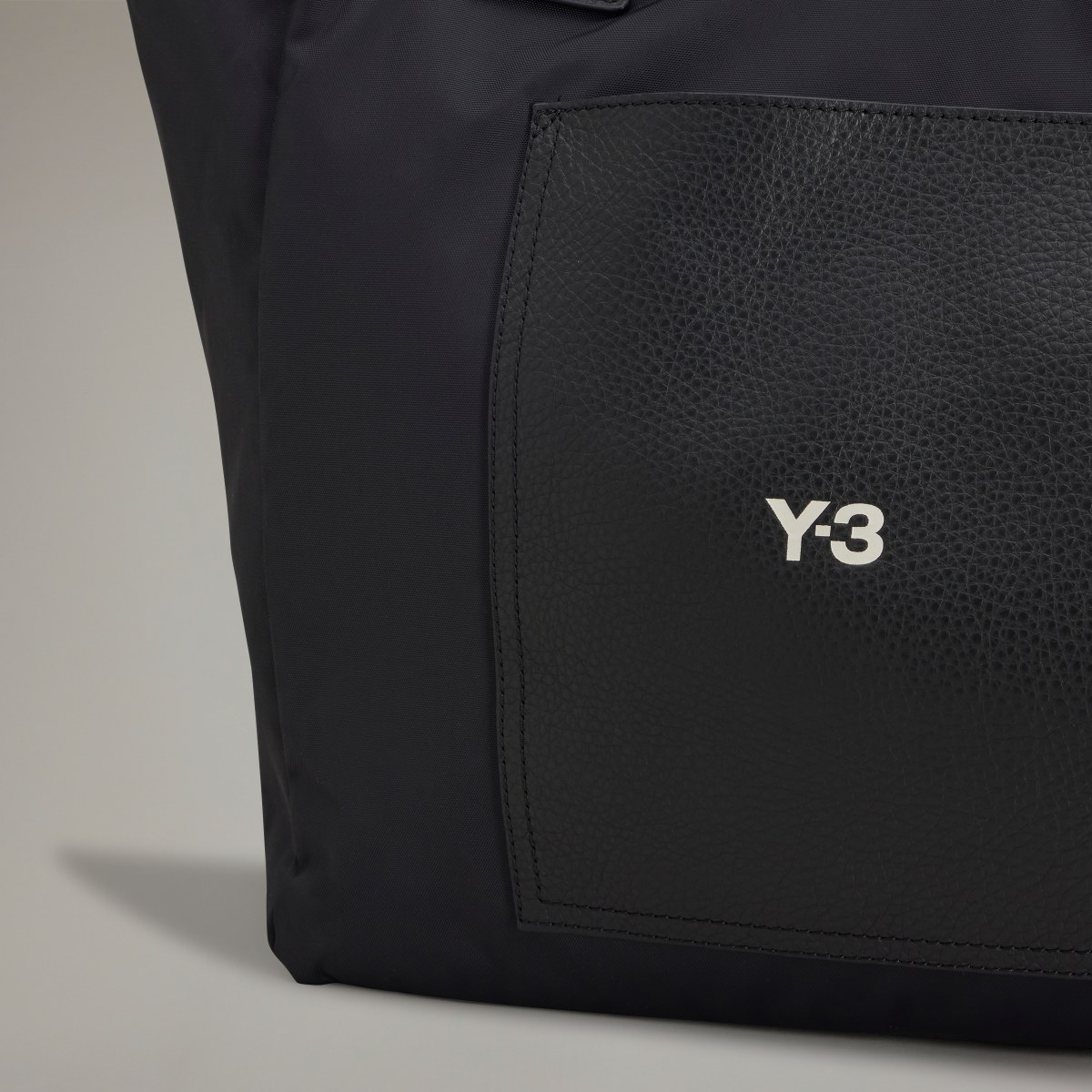 Adidas Bolsa Lux Y-3. 6