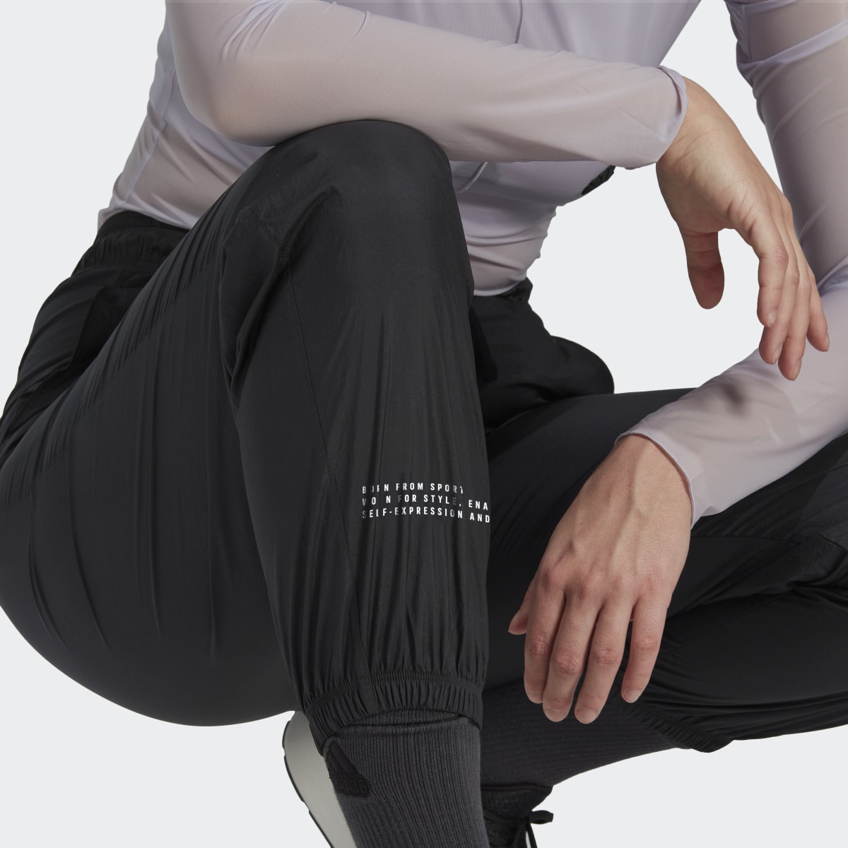 Adidas Pantalon tissé. 9