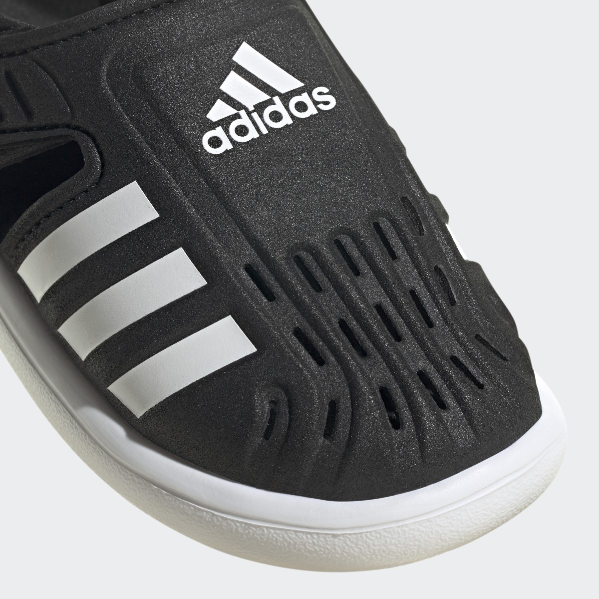 Adidas Closed-Toe Summer Water Sandale. 9