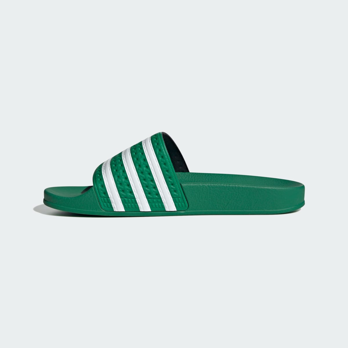 Adidas adilette. 7