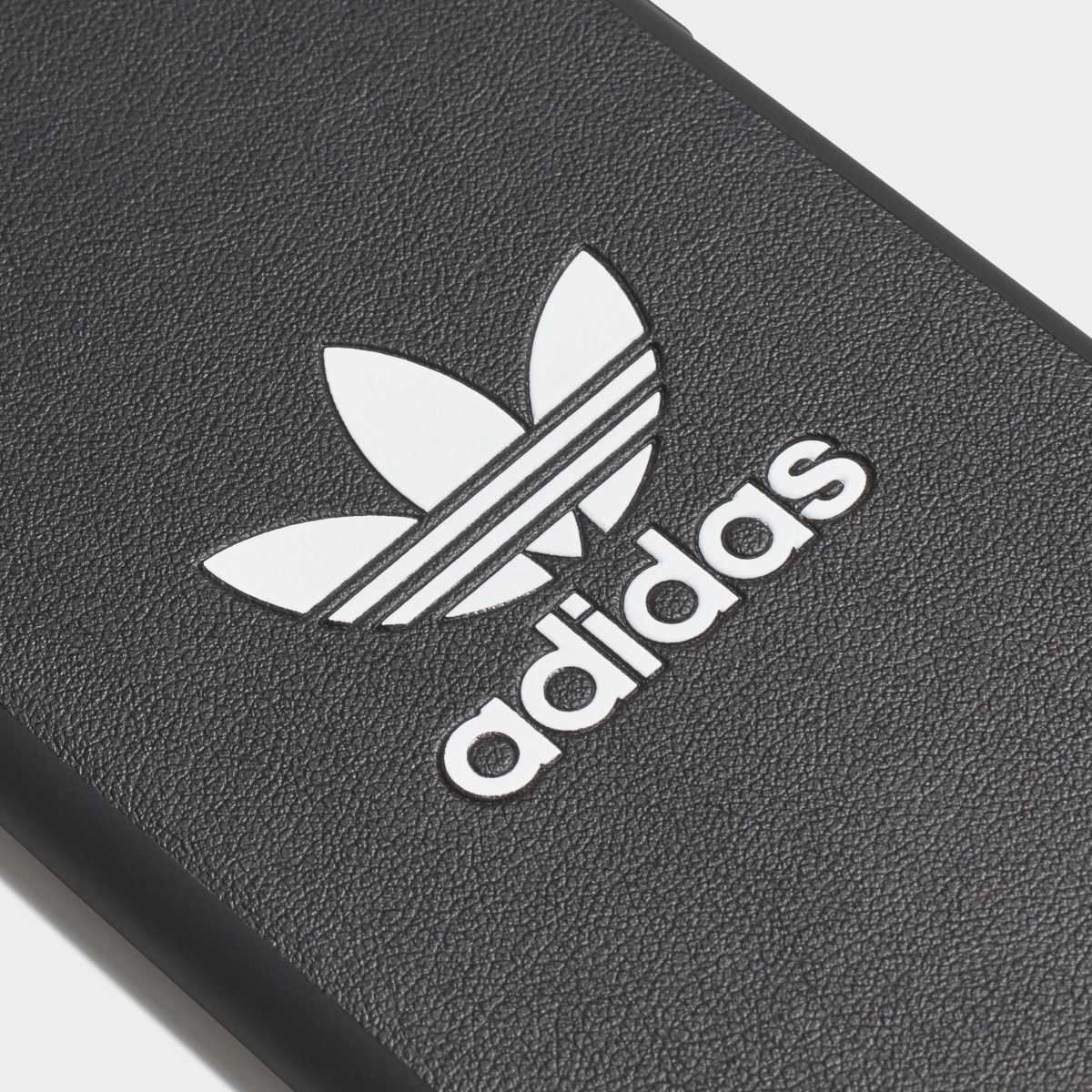 Adidas Basic Logo iPhone X Schutzhülle. 6