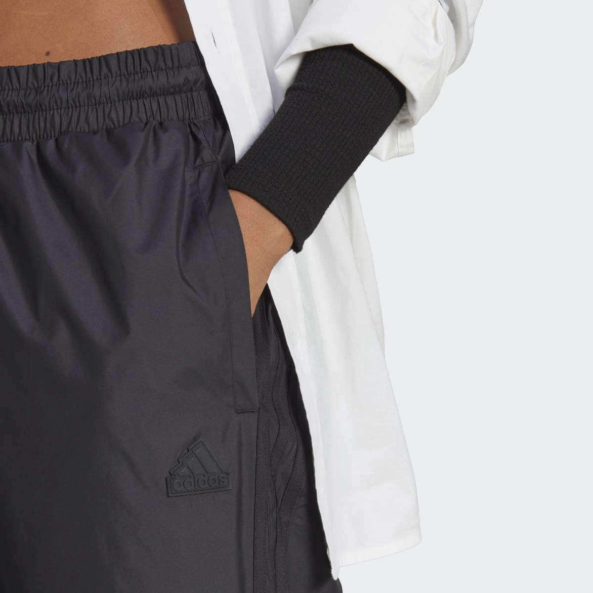 Adidas Future Icons Pants. 5