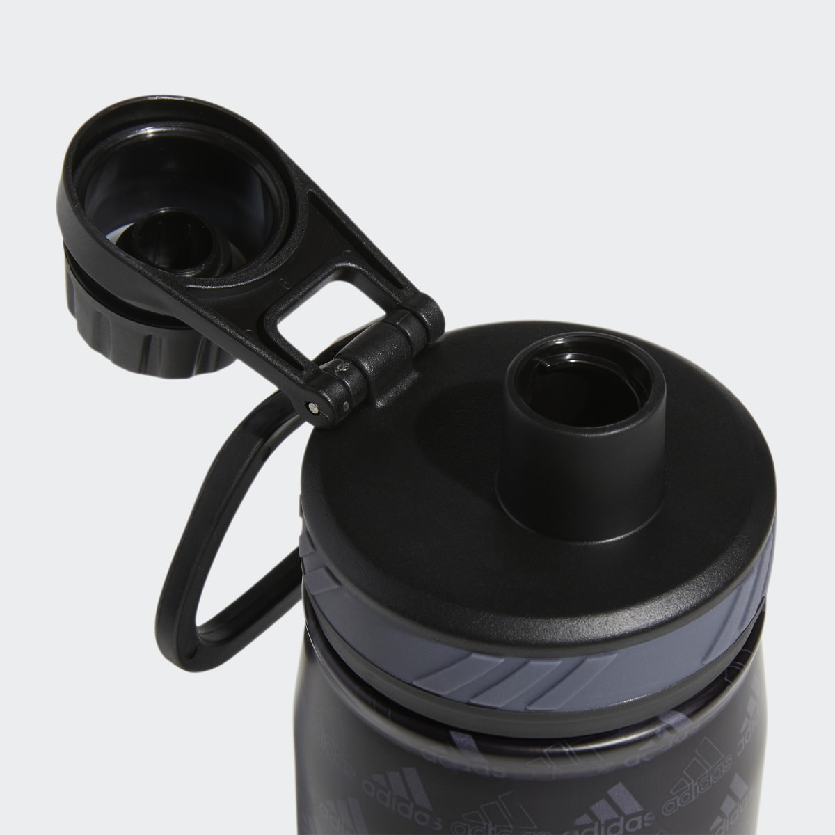 Adidas Steel Bottle 600 ML. 4