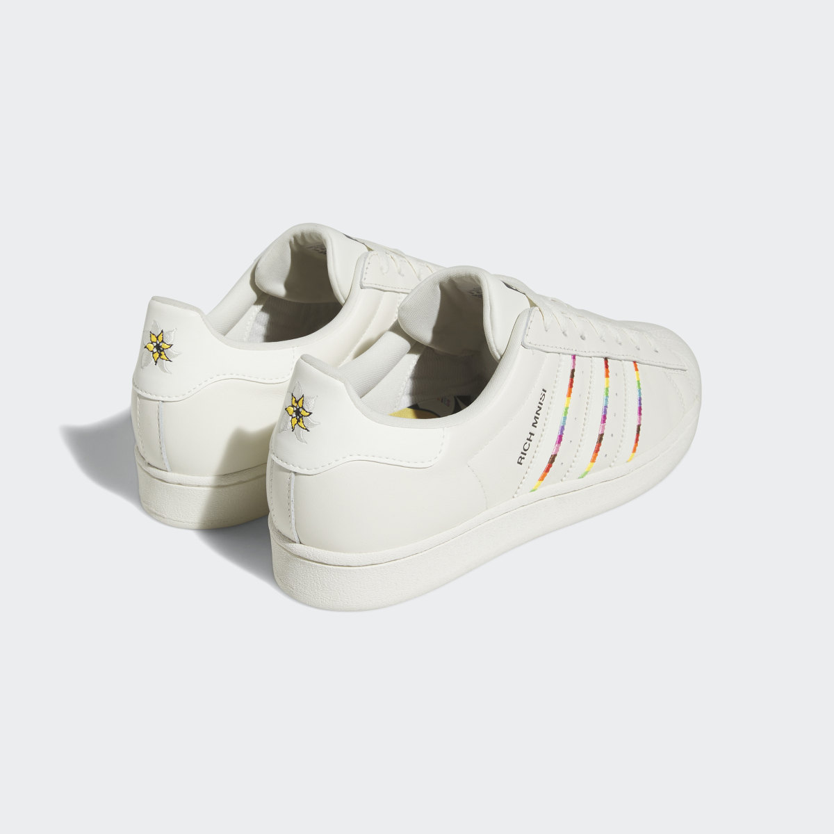 Adidas Chaussure Superstar PRIDE RM. 6