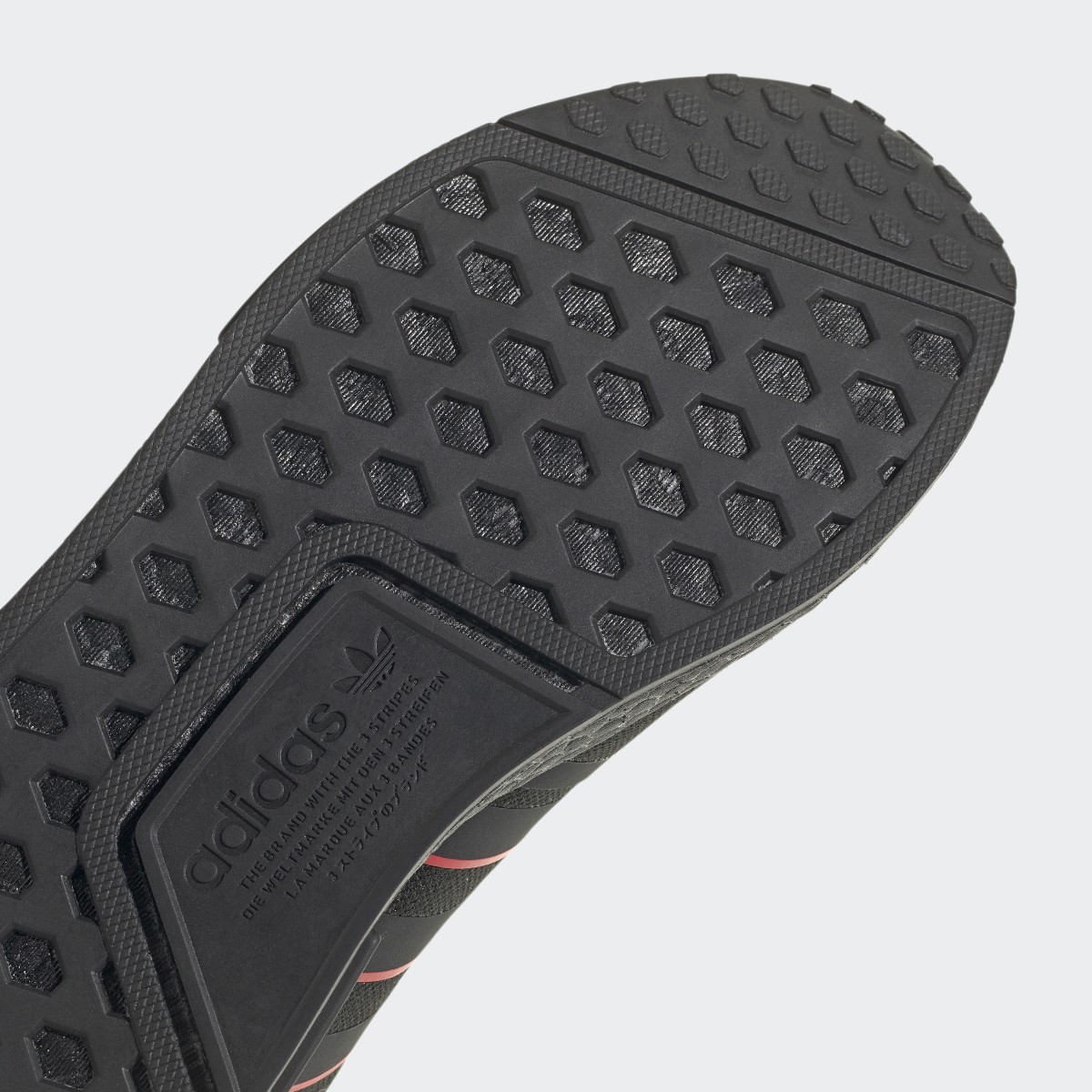 Adidas Chaussure NMD_R1. 10