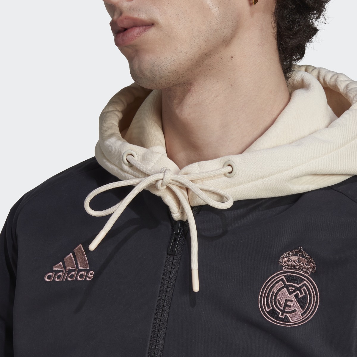 Adidas Chamarra de Viaje Real Madrid. 7