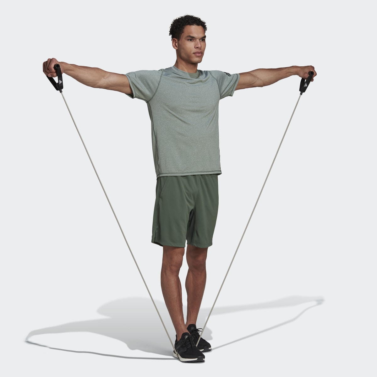 Adidas FreeLift Ultimate AEROREADY Designed 2 Move Sport Tee. 4