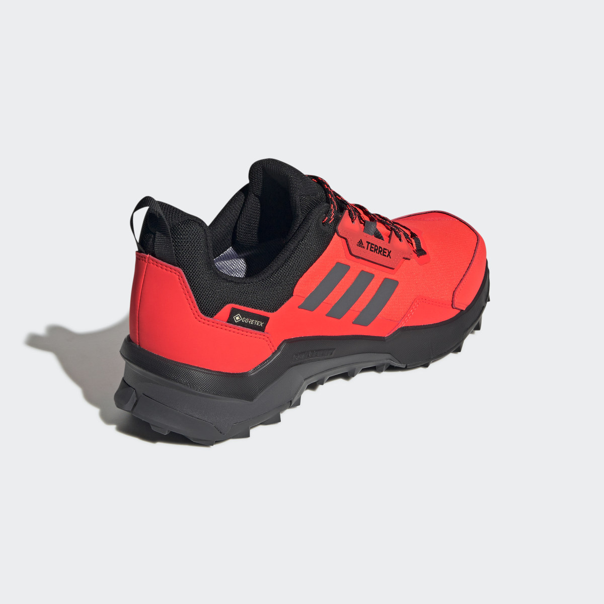 Adidas Scarpe da hiking Terrex AX4 GORE-TEX. 6