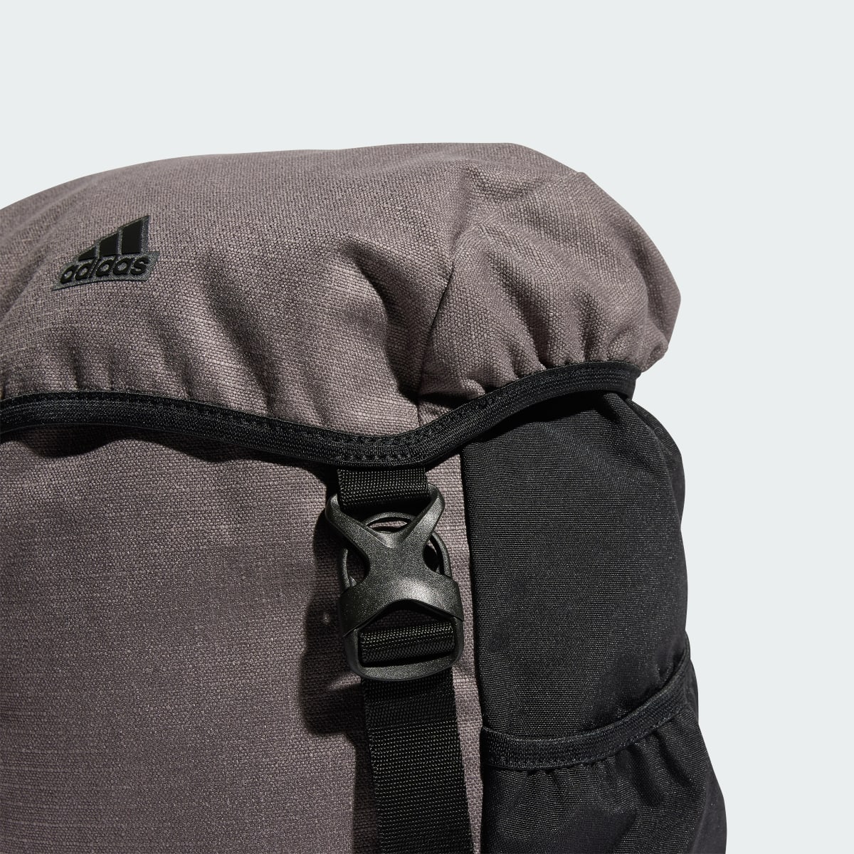 Adidas Xplorer Backpack. 4