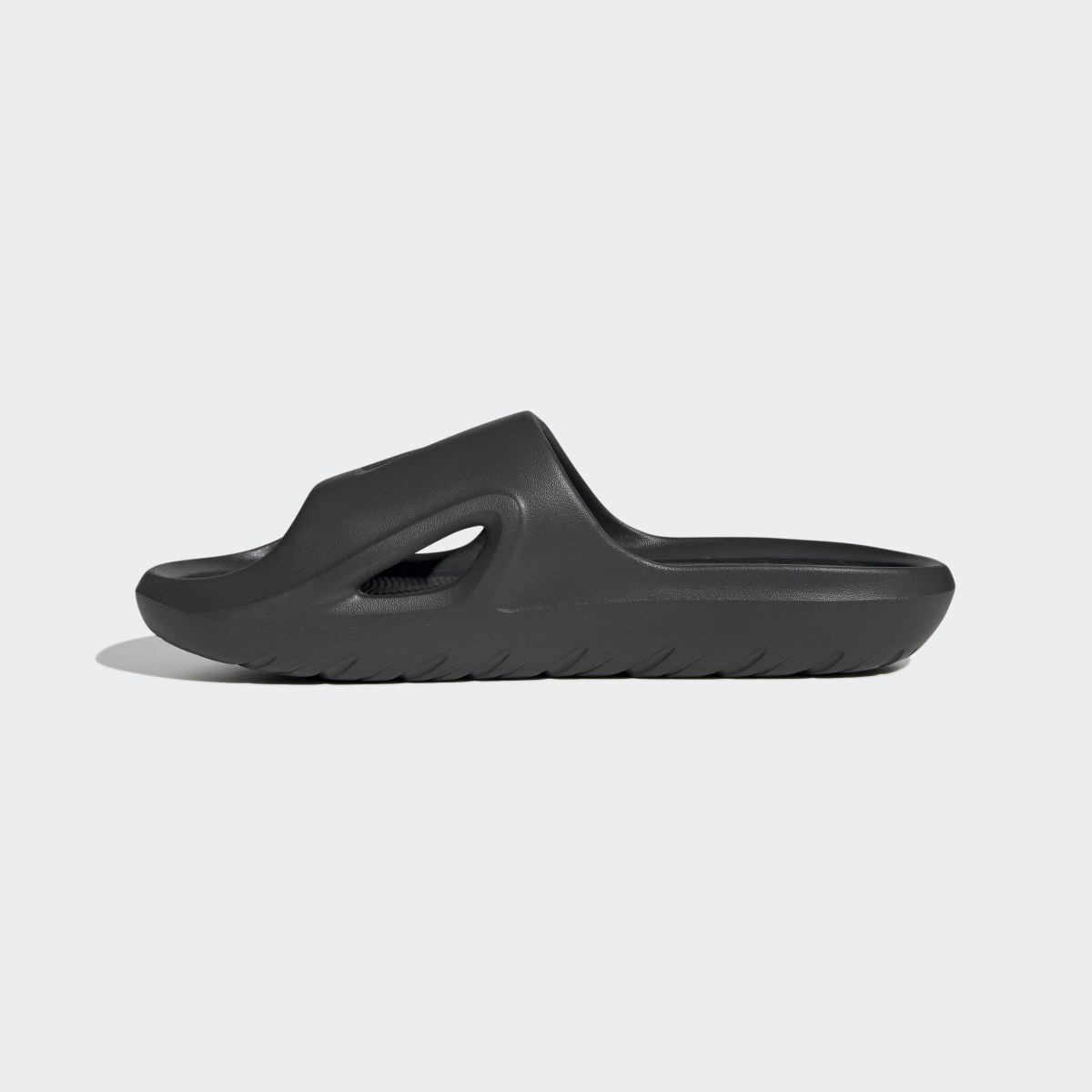 Adidas Adicane Slides. 7