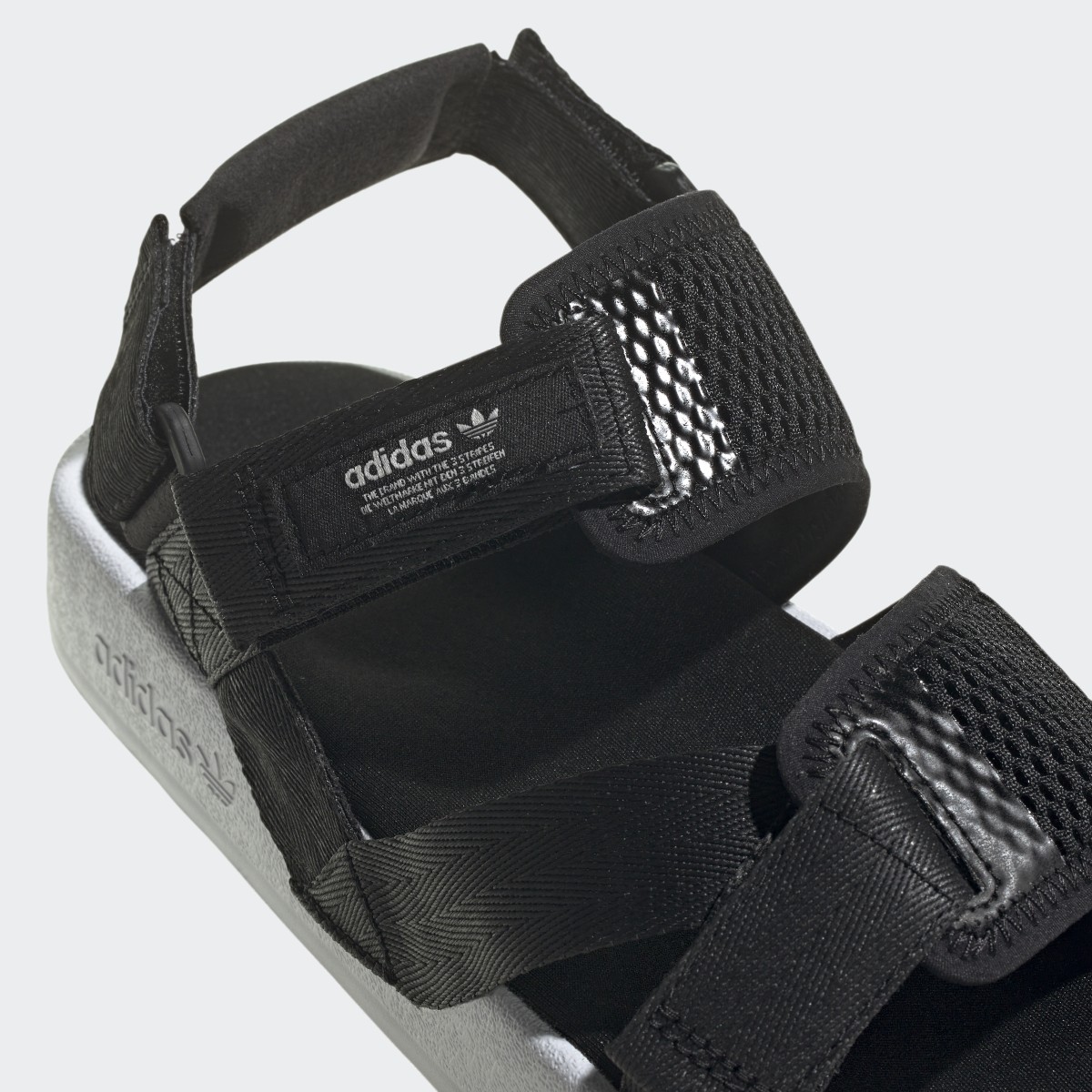 Adidas adilette Adventure Sandale. 12