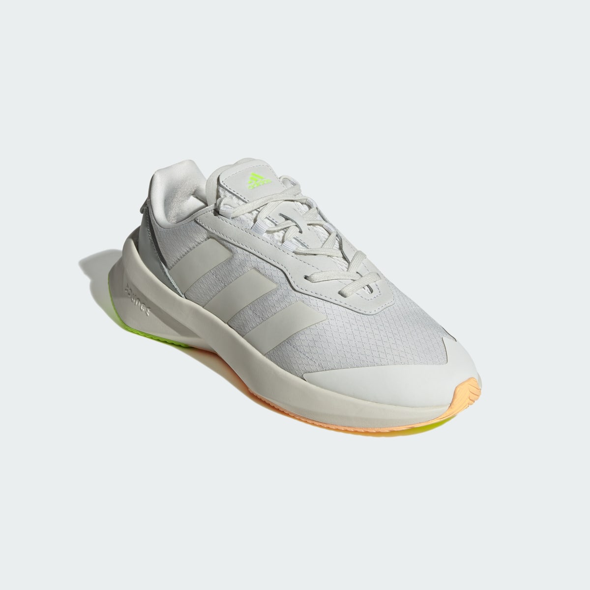 Adidas Chaussure Heawyn. 5