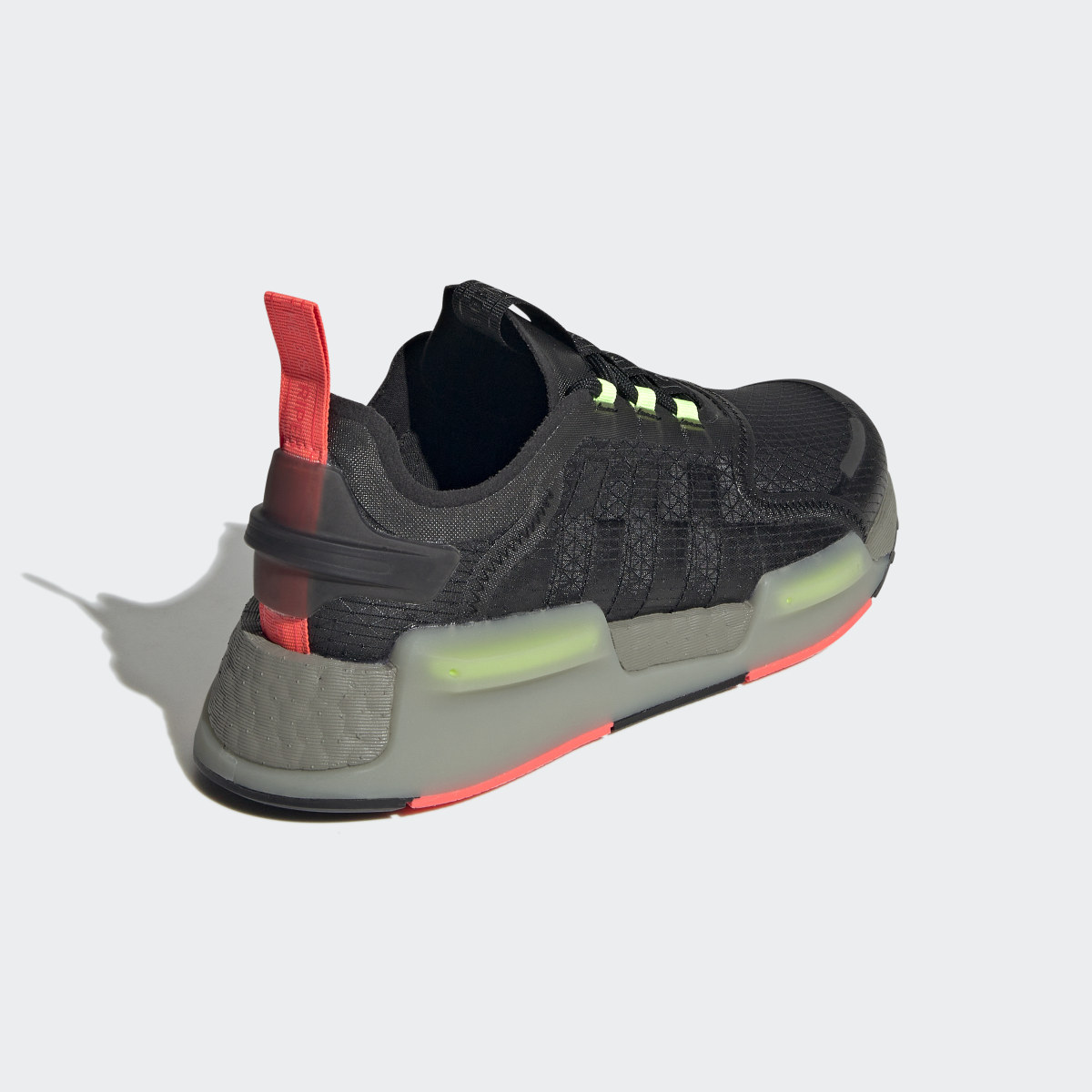 Adidas NMD_V3 Schuh. 6