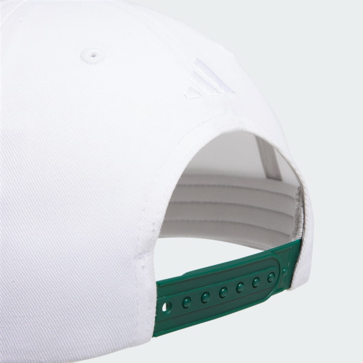 Adidas Cappellino Vintage Six-Panel Shield. 4