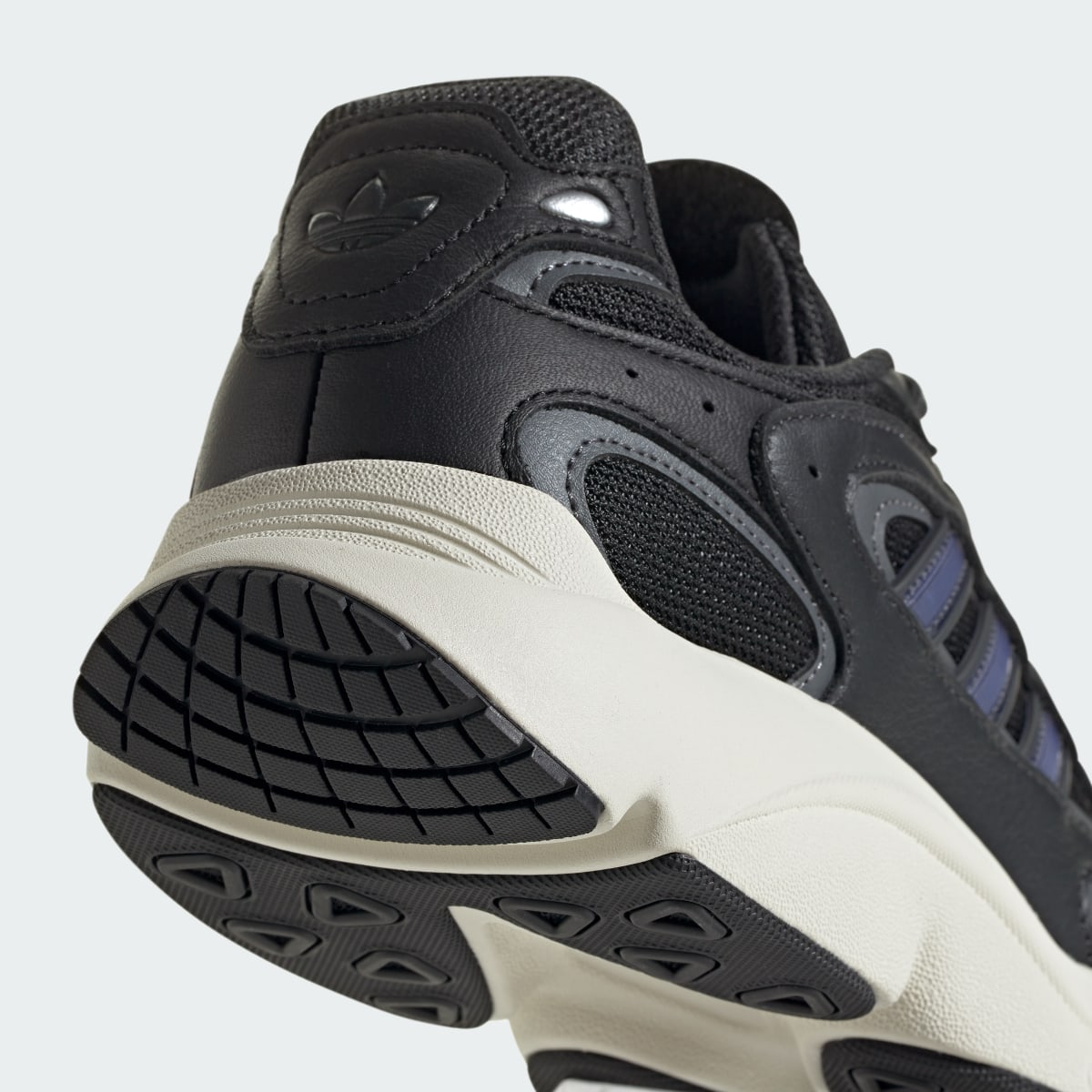 Adidas OZMILLEN Schuh. 9