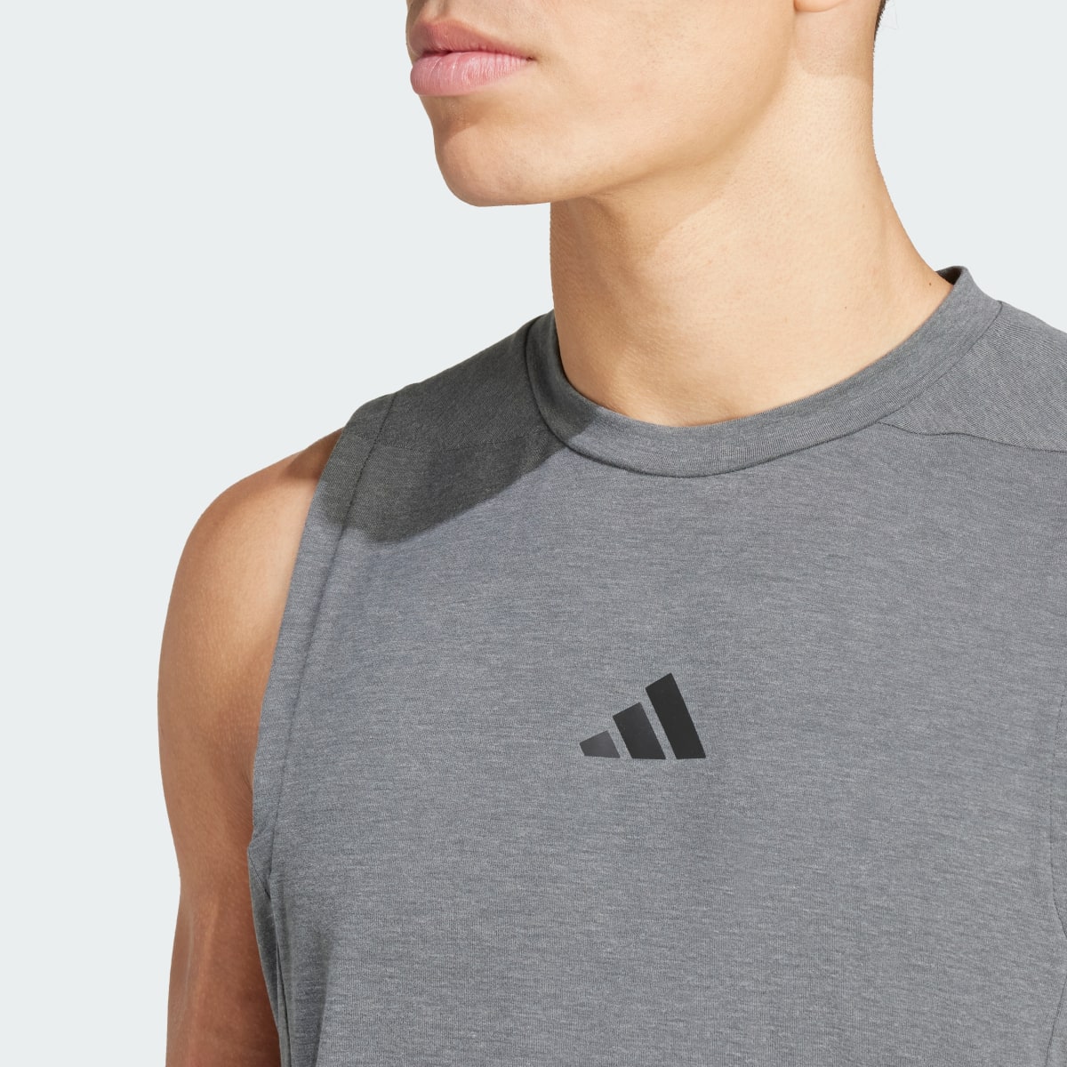 Adidas Camiseta sin mangas Designed for Training Workout. 6