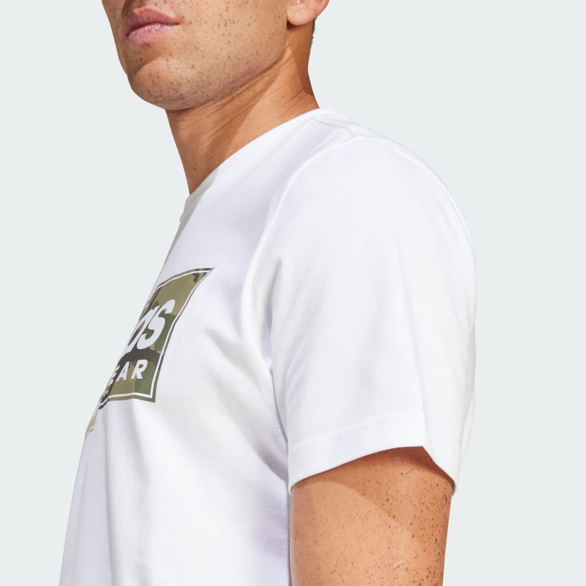 Adidas T-shirt graphique Camo Linear. 7