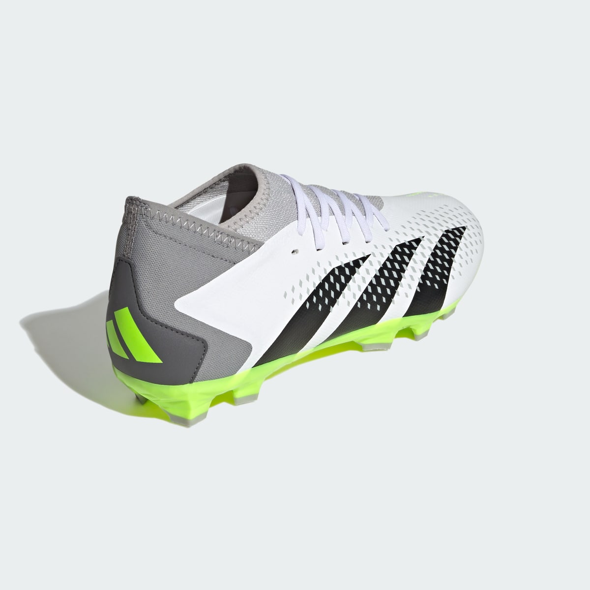 Adidas Botas de Futebol Predator Accuracy.3 – Multissuperfície. 6