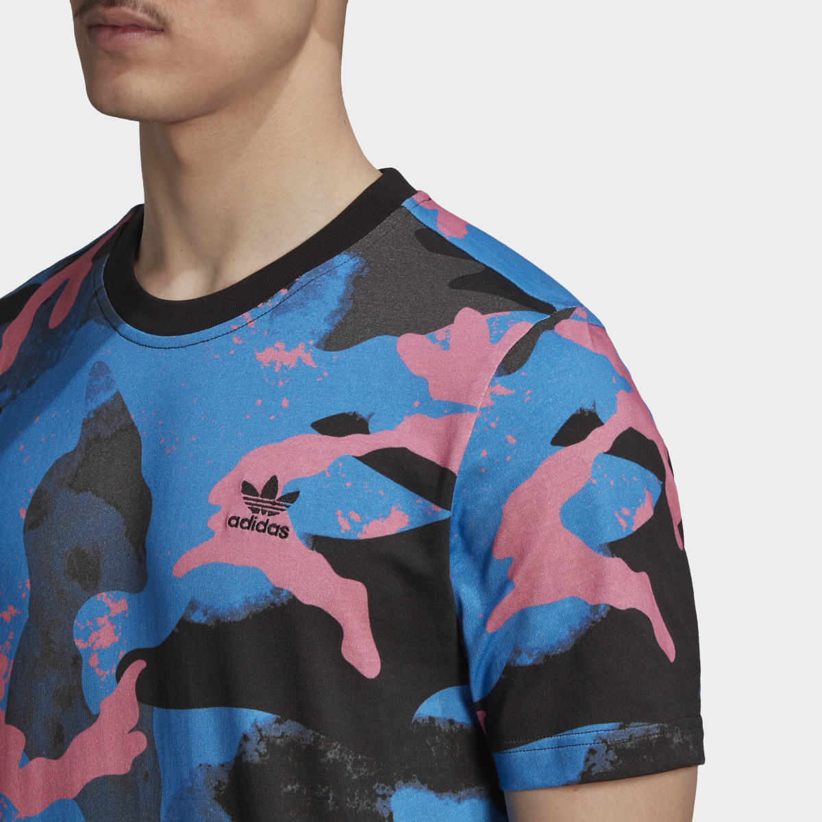 Adidas T-shirt imprimé intégral Camo Series. 6