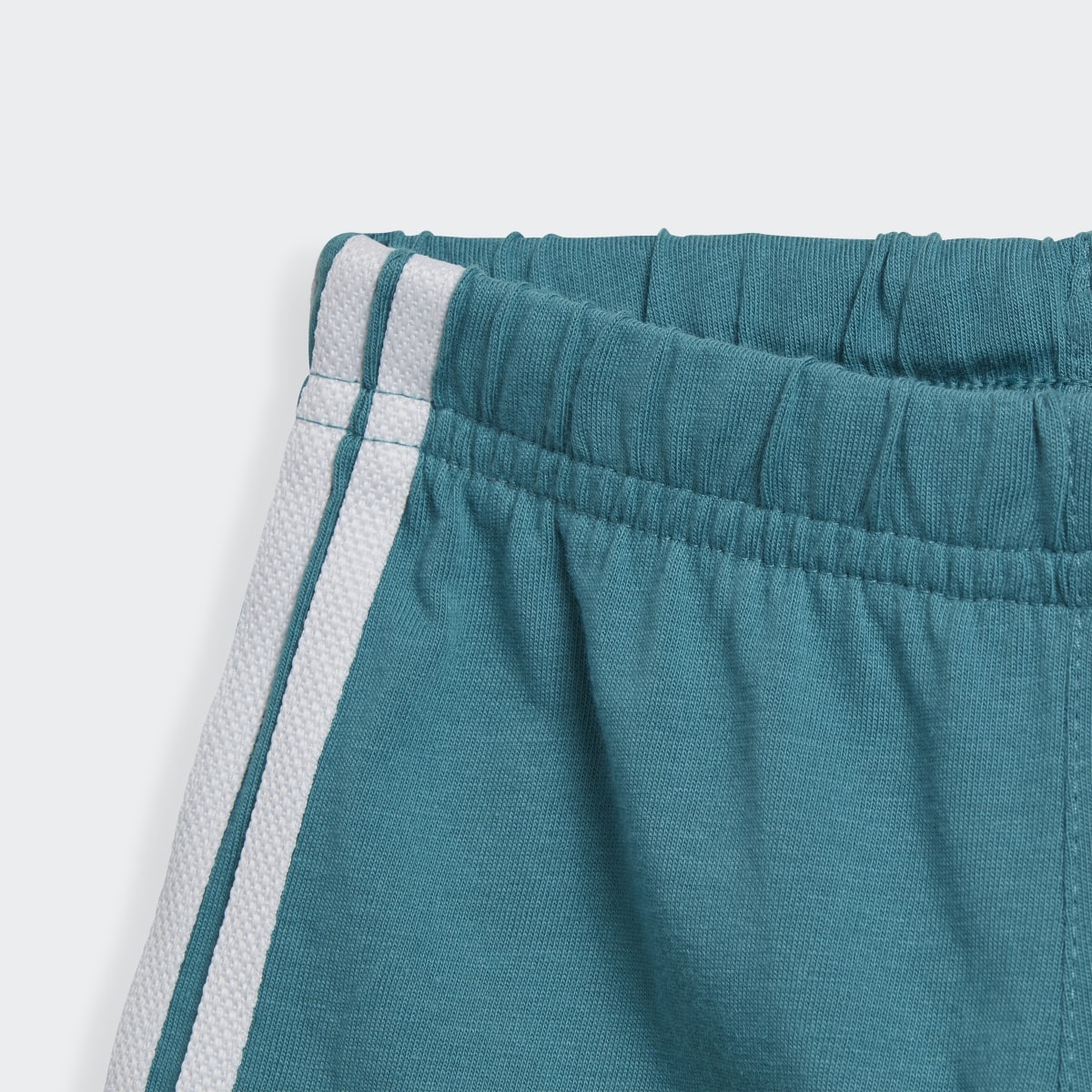 Adidas Trefoil Shorts und T-Shirt Set. 8
