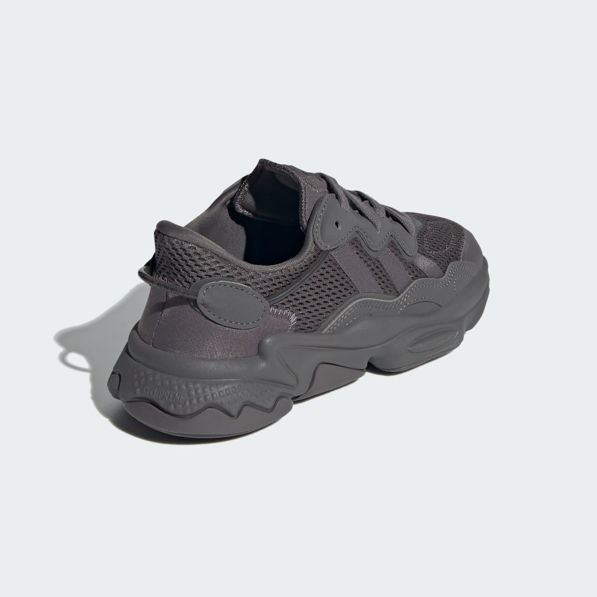 Adidas OZWEEGO Shoes Kids. 6