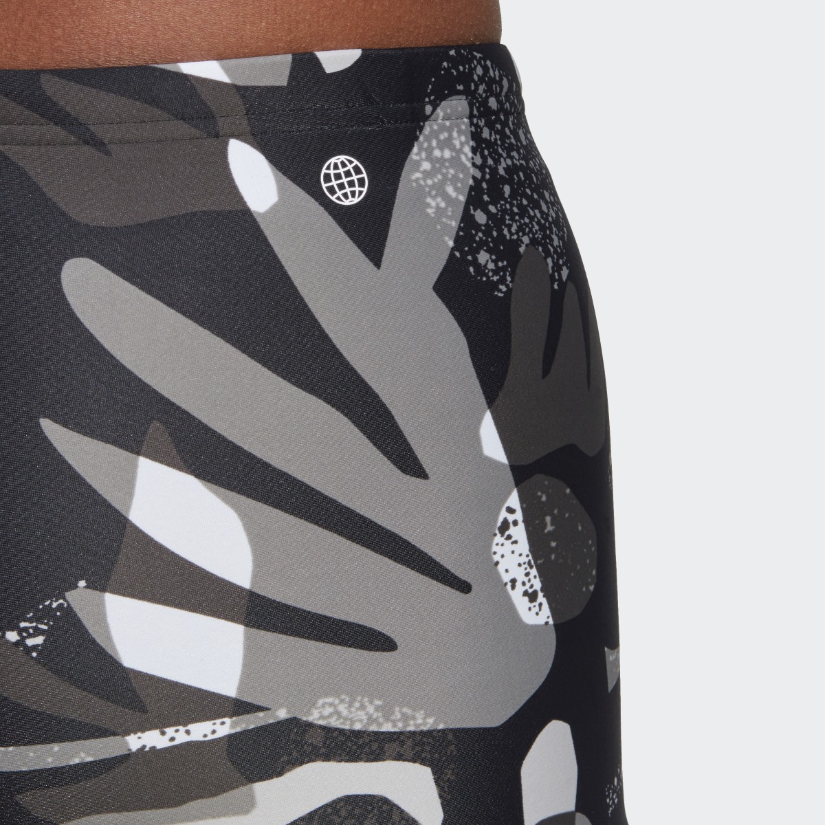 Adidas Floral Graphic Boxer-Badehose. 6