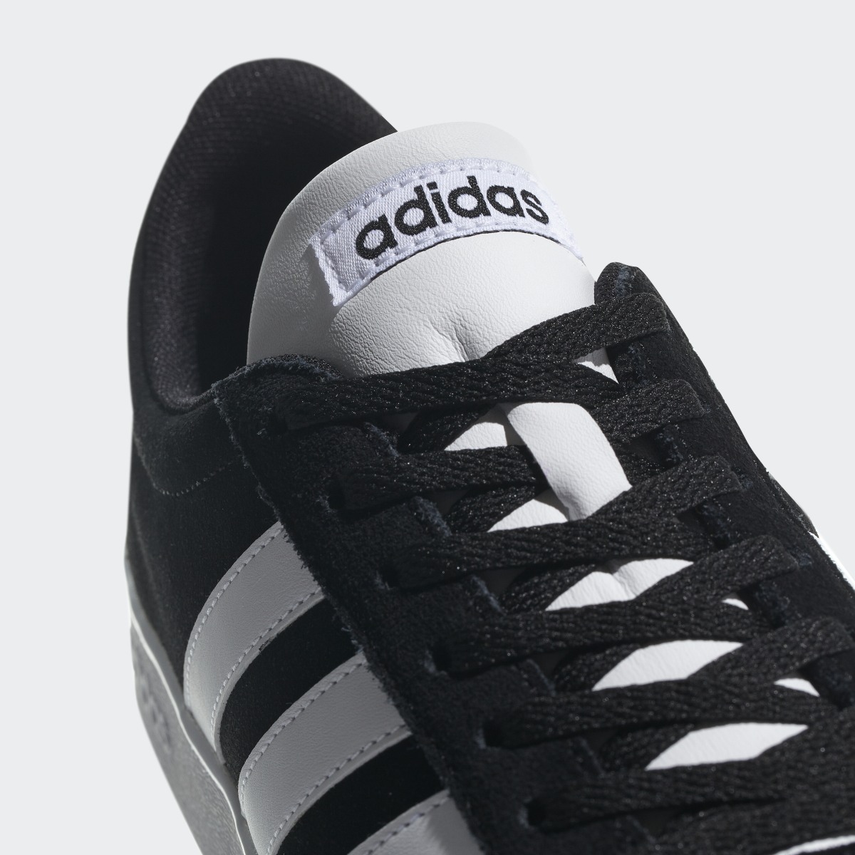 Adidas VL Court 2.0 Schuh. 10