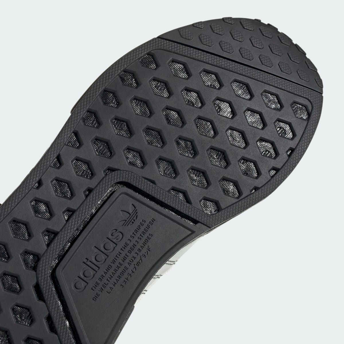 Adidas Scarpe NMD_R1. 9