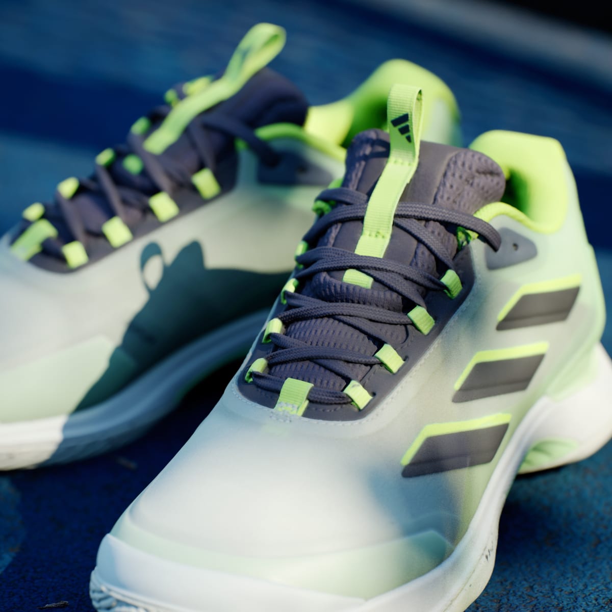 Adidas Avacourt 2 Tennis Shoes. 10