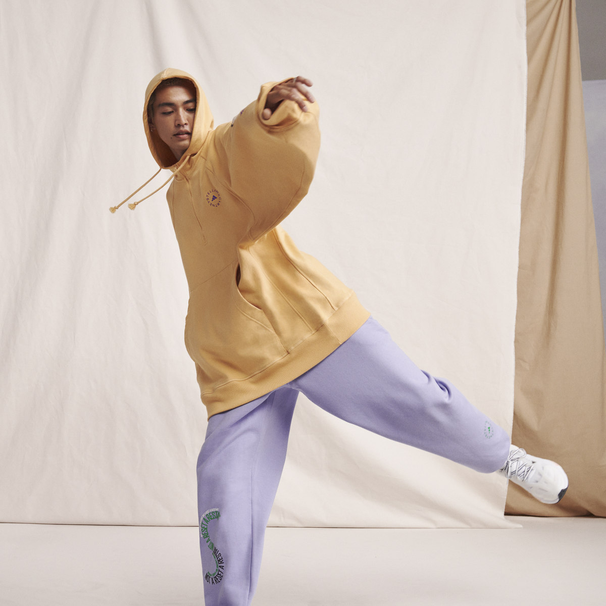 Adidas by Stella McCartney Sportswear Jogginghose – Genderneutral. 4
