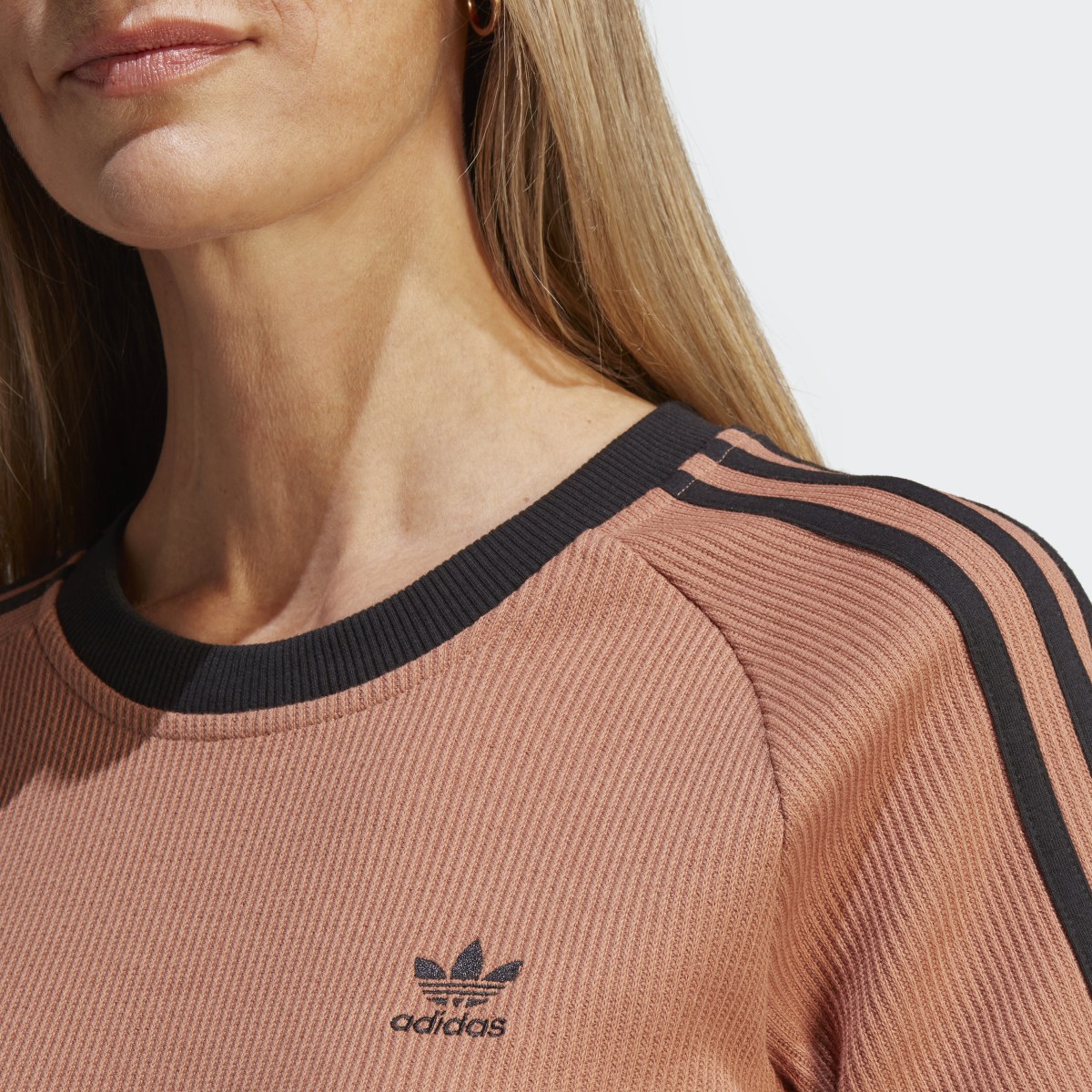 Adidas 3-Stripes Slim Tee. 6