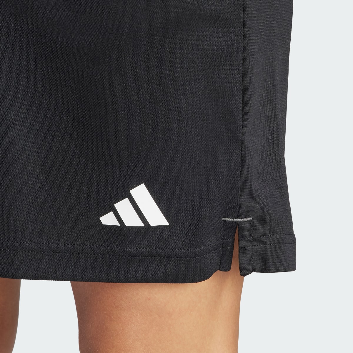 Adidas Short de training Camo Essentials Seasonal. 6