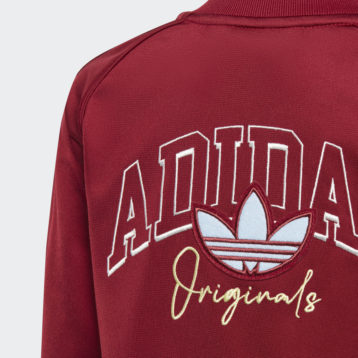 Adidas Collegiate Graphic Pack SST Set. 11