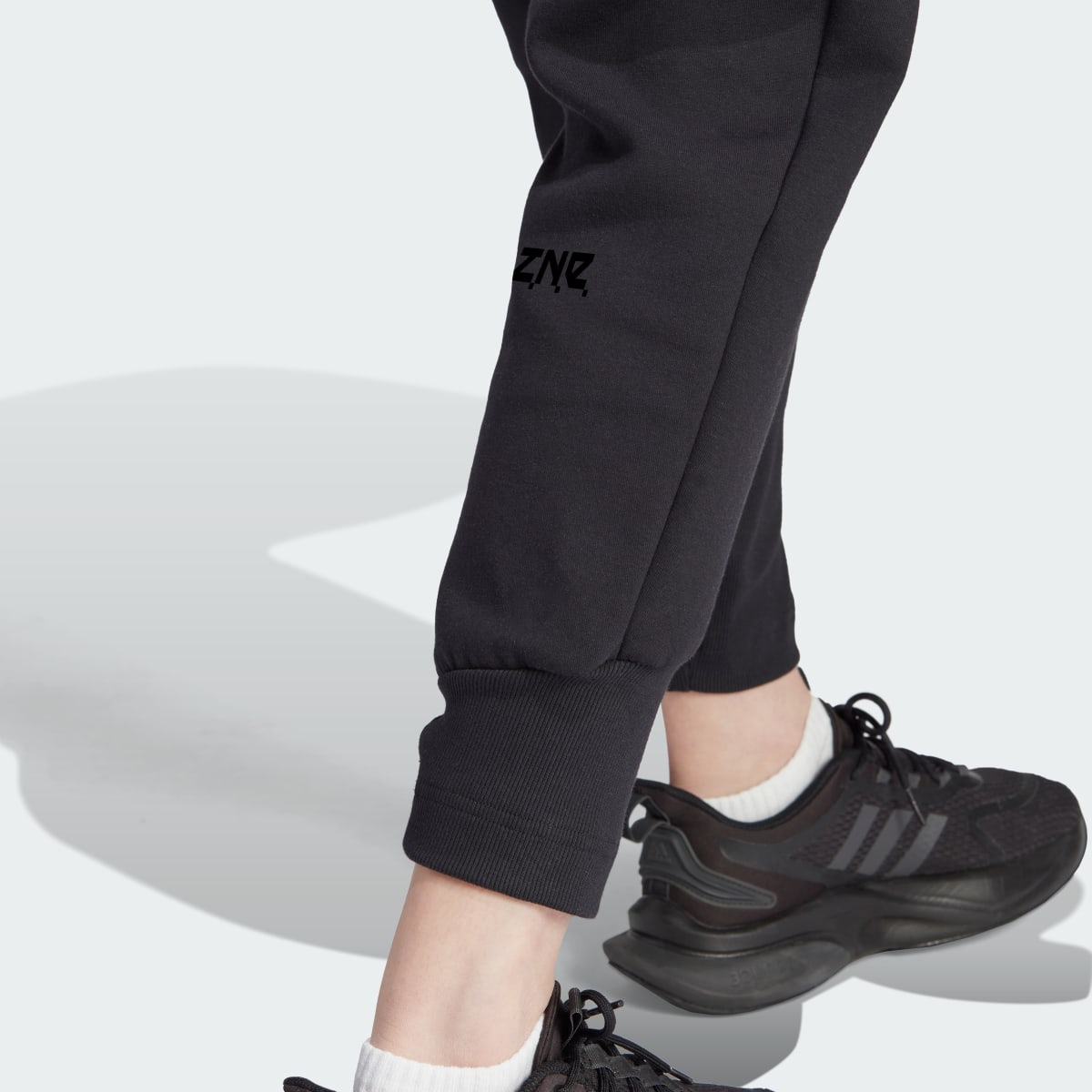 Adidas Pantalón Z.N.E.. 5