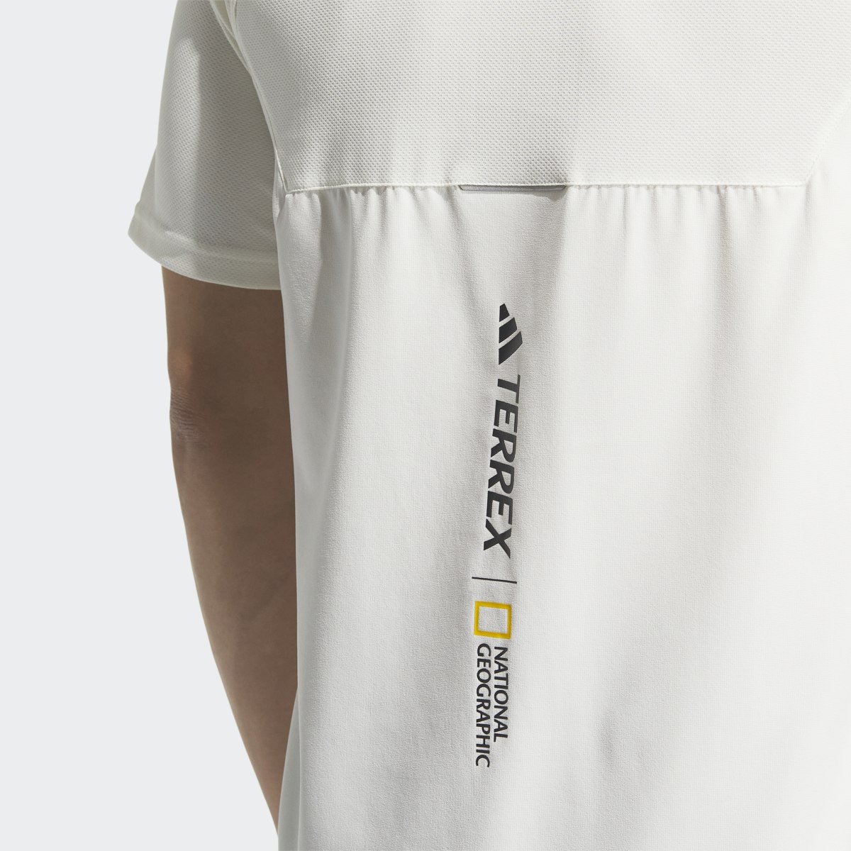 Adidas T-shirt National Geographic Short Sleeve. 8