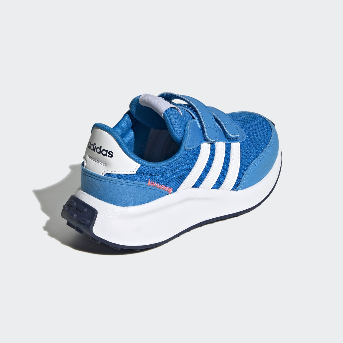 Adidas Sapatilhas Run 70s. 6