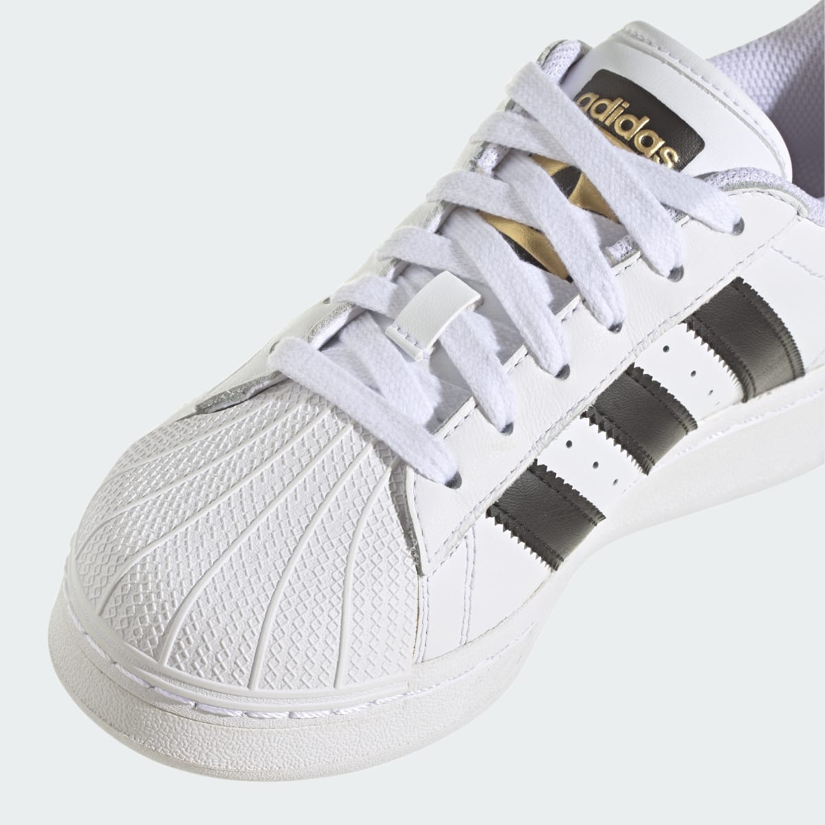 Adidas Sapatilhas Superstar XLG – Criança. 10