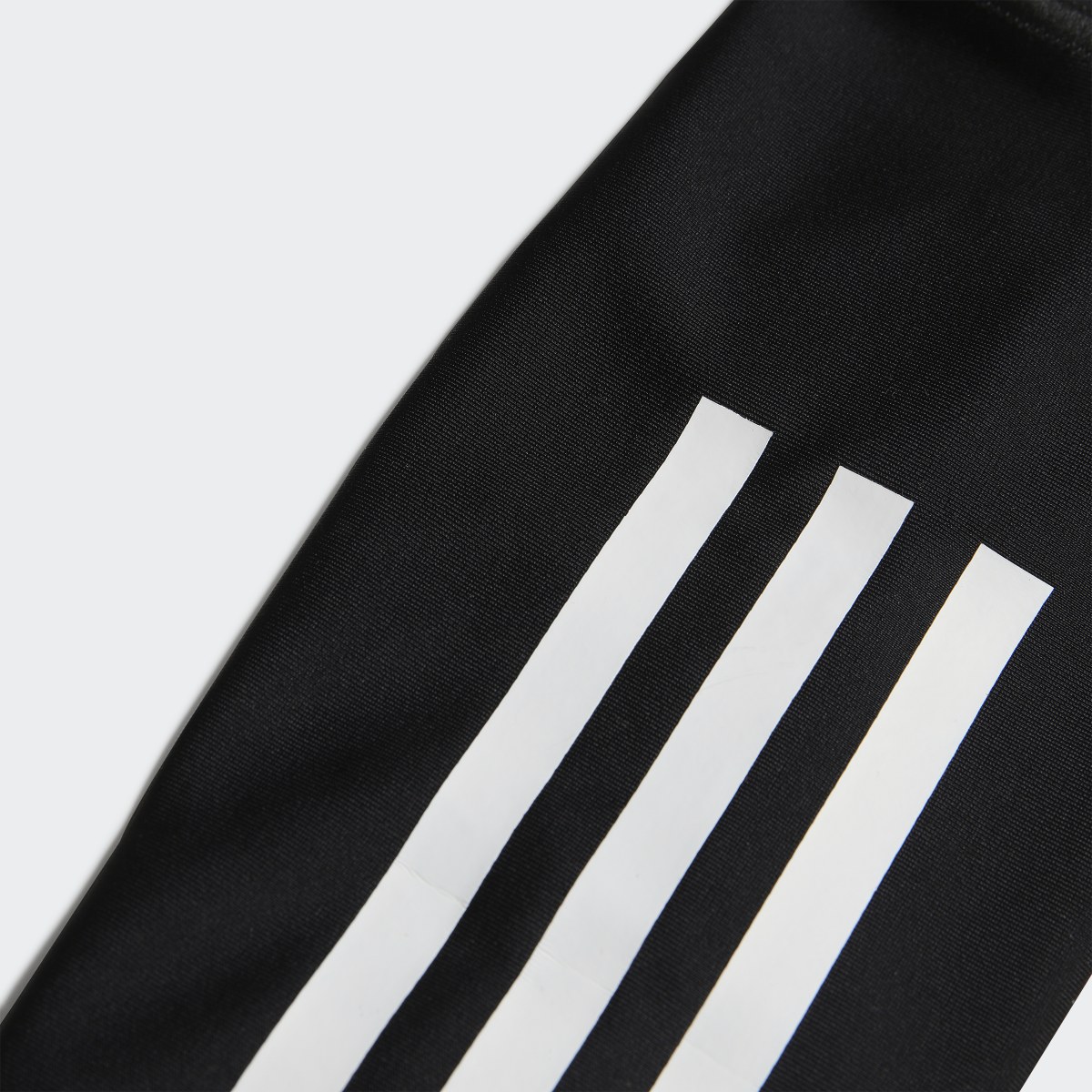 Adidas Tiro League Shin Guards. 4